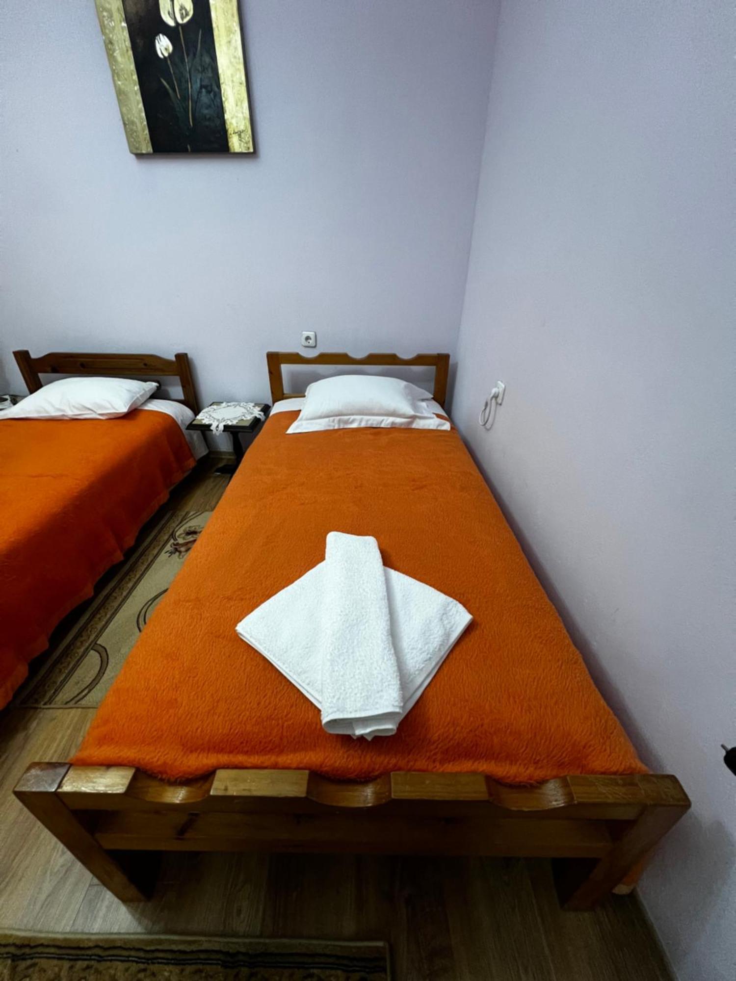 Luigi Guest House Gjirokastra Kültér fotó