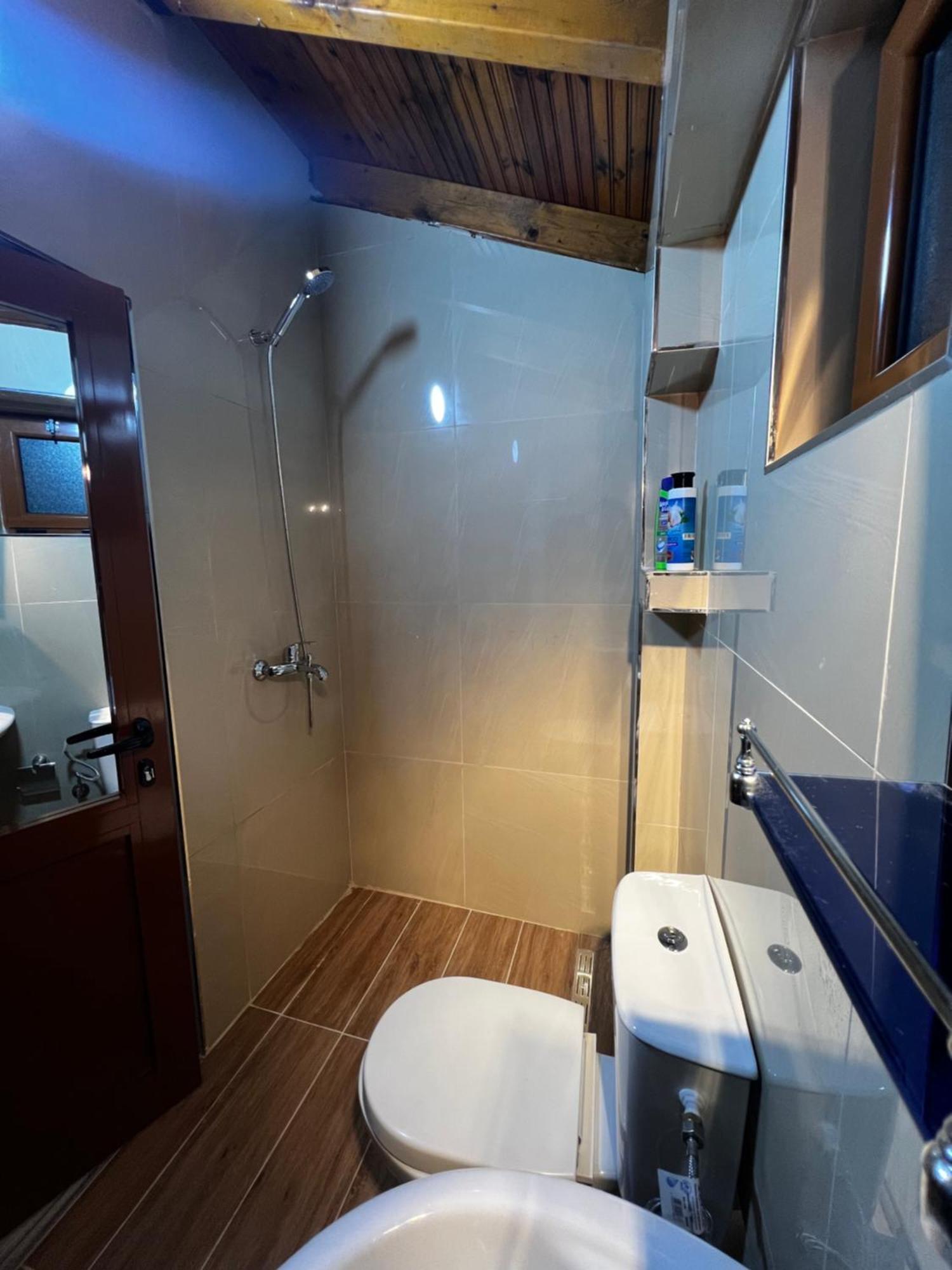 Luigi Guest House Gjirokastra Kültér fotó